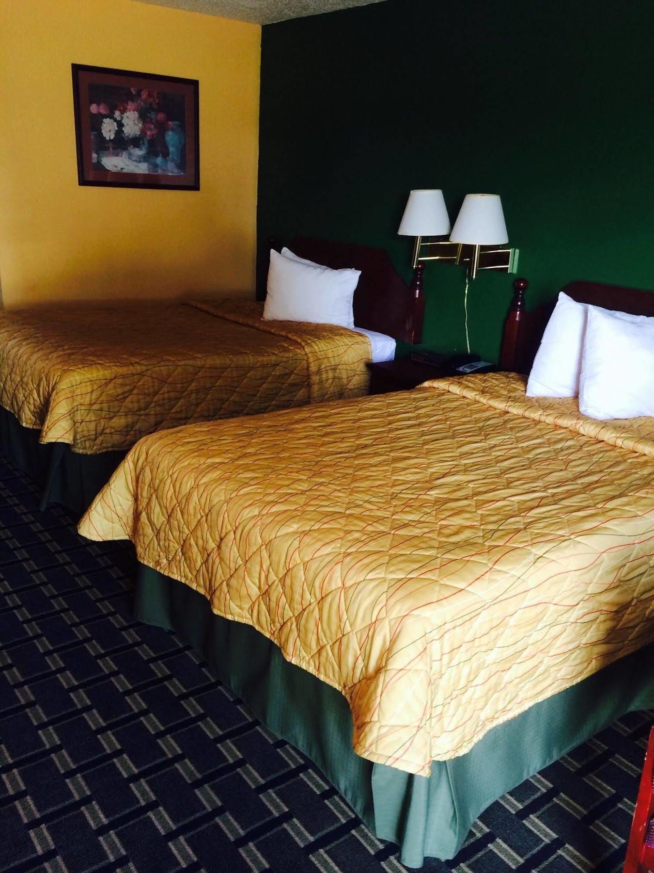 Air View Inn Dayton Bagian luar foto